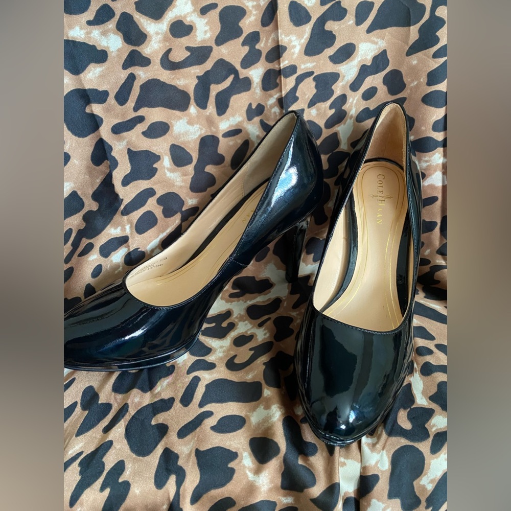 Cole Haan Chelsea Low Heel Air Shock Absorption Black Patent Pumps